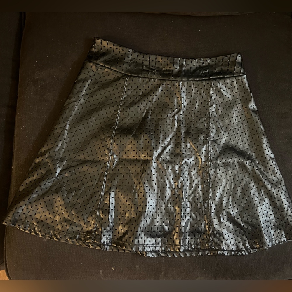Black I Heart Pinc Skirt